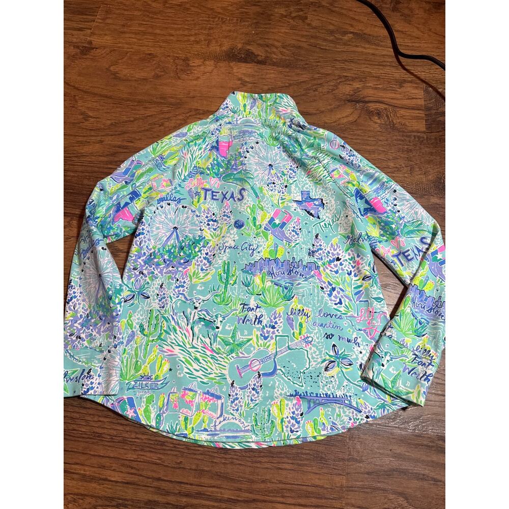 Lilly Pulitzer Skipper Popover Lilly Loves Texas UPF 50 Size Large X Large - Picture 3 of 3